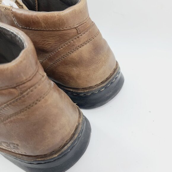 UGG Men's Brown Leather Lace Up Classic Ankle Chukka Boot Size 12 - Picture 4 of 7